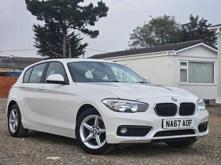 BMW 1 Series 1.5 118i SE Euro 6 (s/s) 5dr