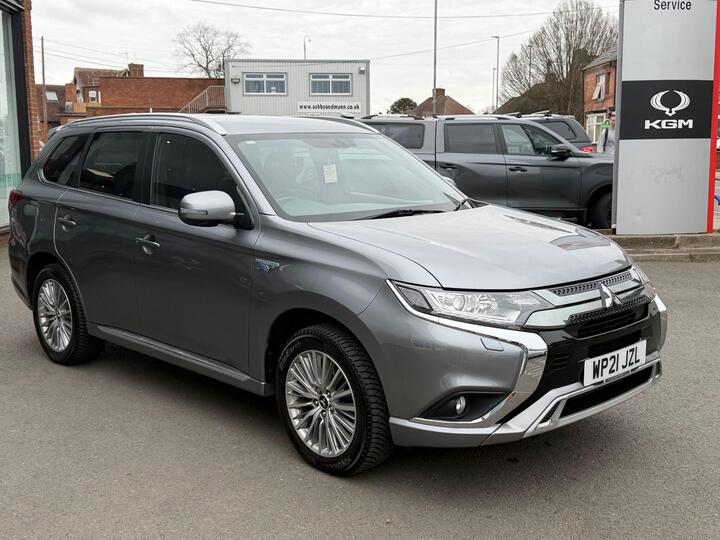 Mitsubishi Outlander 2.4h TwinMotor 13.8kWh Dynamic CVT 4WD Euro 6 (s/s) 5dr Mitsubishi Outlander 2.4h TwinMotor 13.8kWh Dynamic CVT 4WD Euro 6 (s/s) 5dr