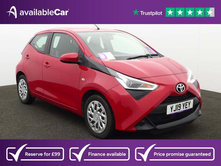 Toyota AYGO 1.0 VVT-i X-play Euro 6 5dr Toyota AYGO 1.0 VVT-i X-play Euro 6 5dr