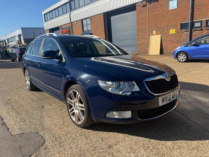 Skoda Superb 1.8 TSI Elegance DSG Euro 5 5dr