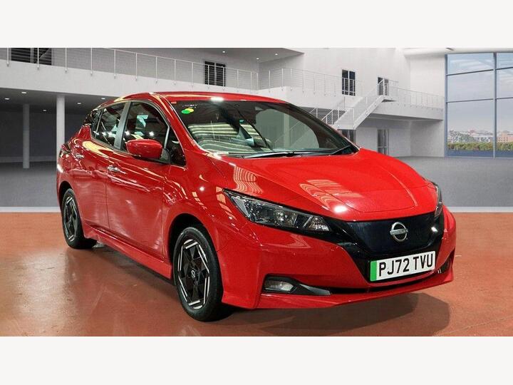 Nissan Leaf 39kWh Acenta Auto 5dr