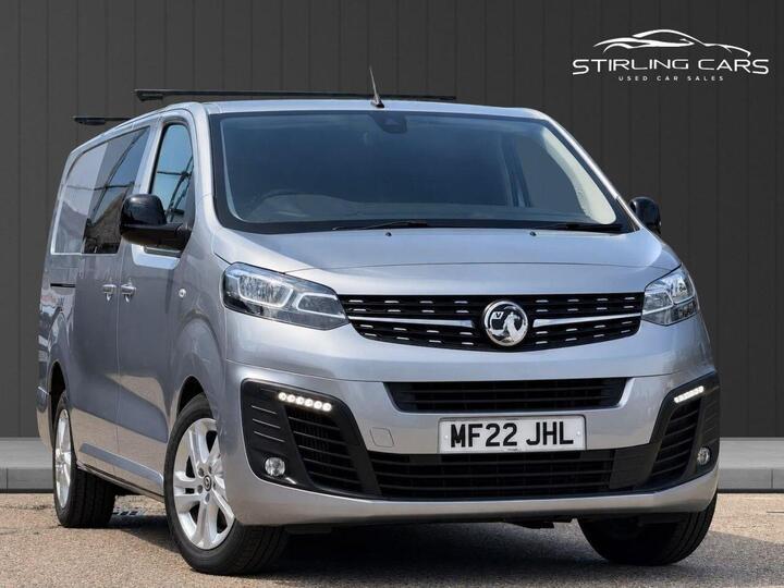 Vauxhall VIVARO 2.0 Turbo D 3100 Elite Crew Van Auto L2 H1 Euro 6 (s/s) 5dr