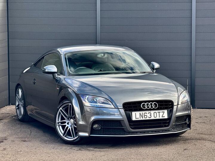 Audi TT 2.0 TFSI Black Edition Euro 5 (s/s) 3dr