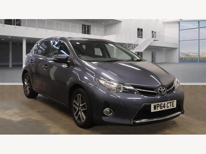 Toyota Auris 1.6 V-Matic Icon Plus Euro 5 5dr Toyota Auris 1.6 V-Matic Icon Plus Euro 5 5dr