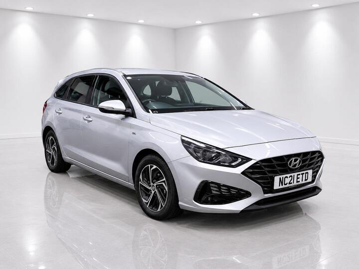Hyundai I30 1.0 T-GDi MHEV SE Connect Tourer Euro 6 (s/s) 5dr Hyundai I30 1.0 T-GDi MHEV SE Connect Tourer Euro 6 (s/s) 5dr