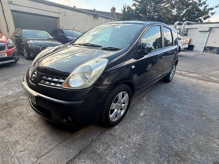 Nissan Note 1.6 16V Tekna Auto Euro 4 5dr