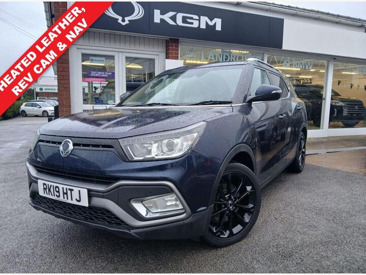 SsangYong TIVOLI XLV 1.6D Ultimate Euro 6 5dr SsangYong TIVOLI XLV 1.6D Ultimate Euro 6 5dr