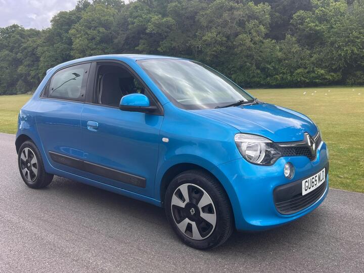 Renault Twingo 1.0 SCe Play Euro 6 5dr Renault Twingo 1.0 SCe Play Euro 6 5dr