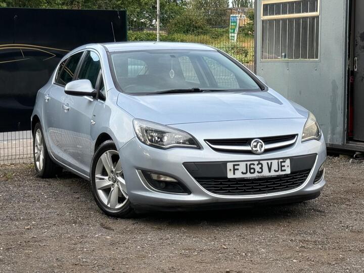 Vauxhall Astra 1.7 CDTi EcoFLEX SRi Euro 5 5dr