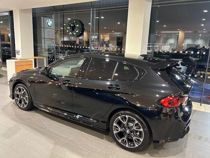 BMW 1 Series 1.5 120i MHT Sport DCT Euro 6 (s/s) 5dr