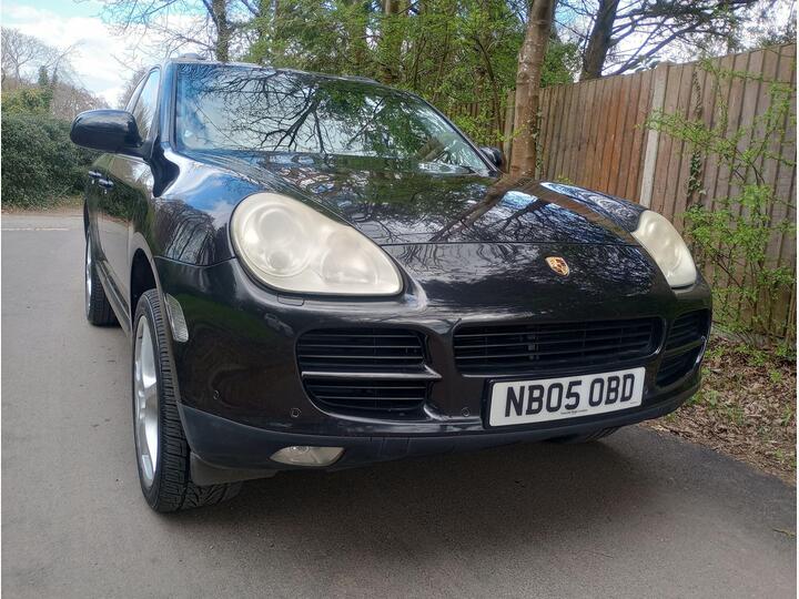 Porsche Cayenne 4.5 S Tiptronic S AWD 5dr Porsche Cayenne 4.5 S Tiptronic S AWD 5dr