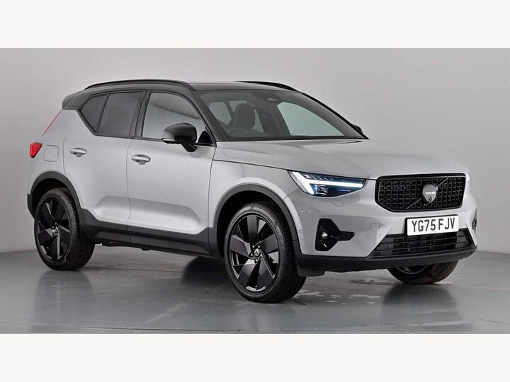 Volvo XC40 2.0 B4 MHEV Ultra Black Edition DCT Auto Euro 6 (s/s) 5dr