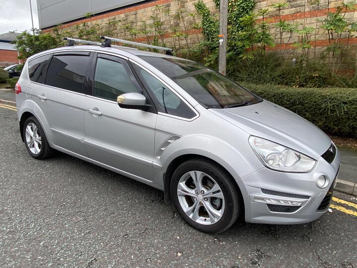 Ford S-Max 2.0 TDCi Titanium Euro 5 5dr