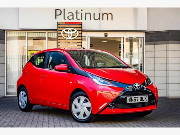 Toyota AYGO 1.0 VVT-i X-play Euro 6 5dr