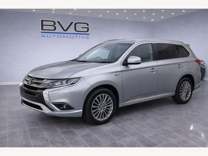 Mitsubishi Outlander 2.4h TwinMotor 13.8kWh 4h CVT 4WD Euro 6 (s/s) 5dr