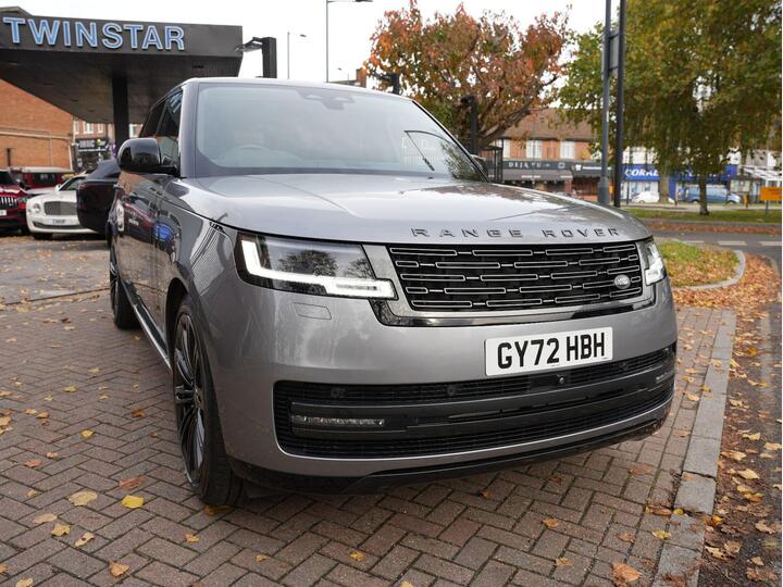 Land Rover Range Rover 3.0 P400 MHEV SE Auto 4WD Euro 6 (s/s) 5dr (LWB, 7Seat) Land Rover Range Rover 3.0 P400 MHEV SE Auto 4WD Euro 6 (s/s) 5dr (LWB, 7Seat)