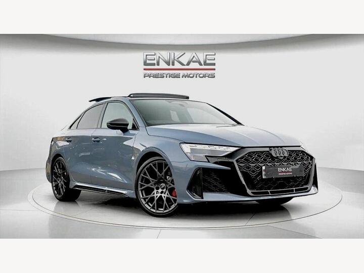 Audi RS3 2.5 TFSI Carbon Vorsprung S Tronic Quattro Euro 6 (s/s) 4dr