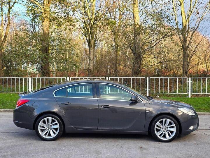 Vauxhall Insignia 1.8 16V SRi Euro 5 5dr