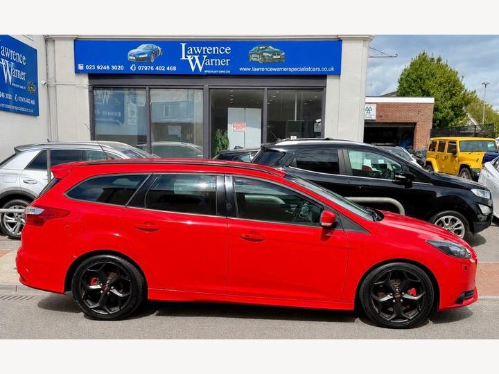 Ford Focus 2.0T EcoBoost ST-3 Euro 5 (s/s) 5dr