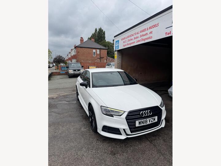 Audi A3 1.5 TFSI CoD S Line S Tronic Euro 6 (s/s) 4dr