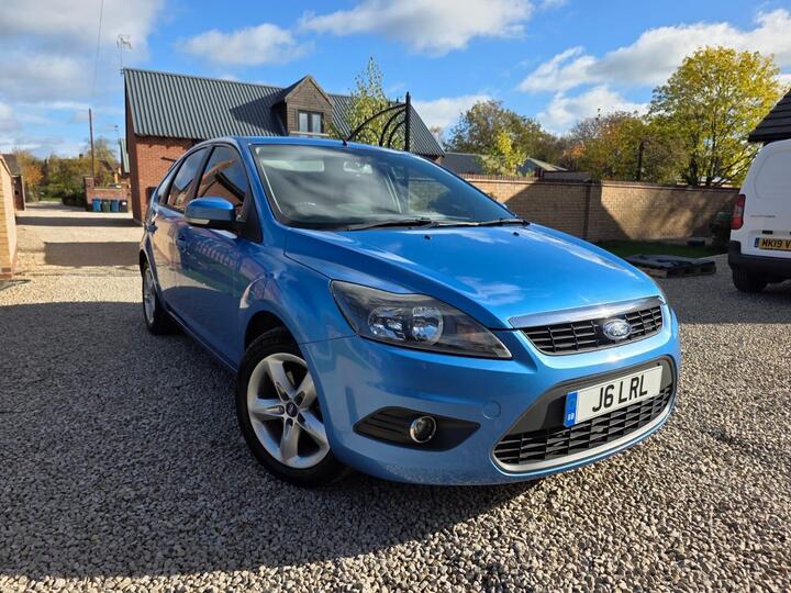 Ford Focus 1.6 Zetec S 5dr