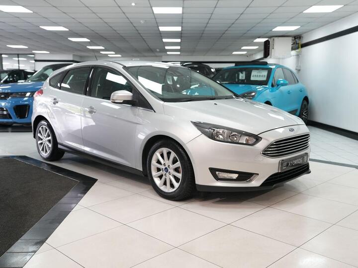 Ford FOCUS 2.0 TDCi Titanium Powershift Euro 6 (s/s) 5dr