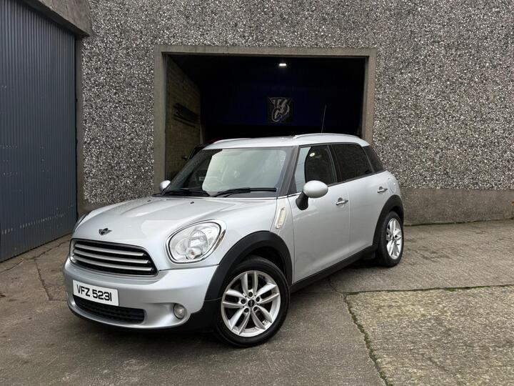 MINI Countryman 1.6 Cooper Euro 5 (s/s) 5dr