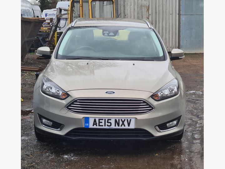 Ford Focus 1.6 TDCi ECOnetic Titanium Navigator Euro 5 (s/s) 5dr