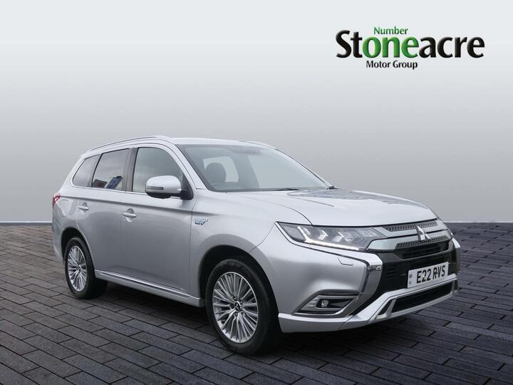 Mitsubishi Outlander 2.4h TwinMotor 13.8kWh 4h CVT 4WD Euro 6 (s/s) 5dr Mitsubishi Outlander 2.4h TwinMotor 13.8kWh 4h CVT 4WD Euro 6 (s/s) 5dr