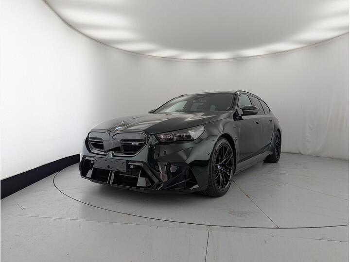 BMW M5 4.4 22.1kWh Touring Steptronic XDrive Euro 6 (s/s) 5dr