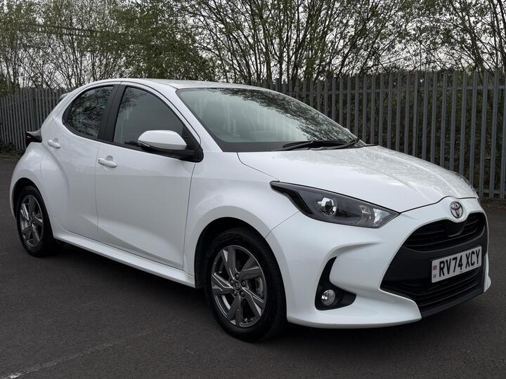 Toyota Yaris 1.5 VVT-h Icon E-CVT Euro 6 (s/s) 5dr