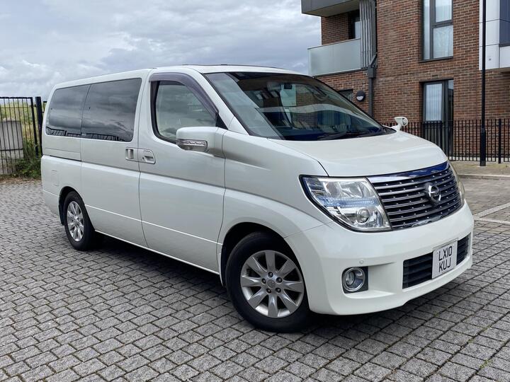 Nissan Elgrand 7 SEATS AUTO 3.5L RIDER KEYLESS