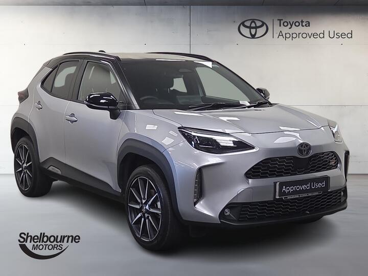 Toyota Yaris Cross 1.5 VVT-h GR SPORT E-CVT Euro 6 (s/s) 5dr Toyota Yaris Cross 1.5 VVT-h GR SPORT E-CVT Euro 6 (s/s) 5dr