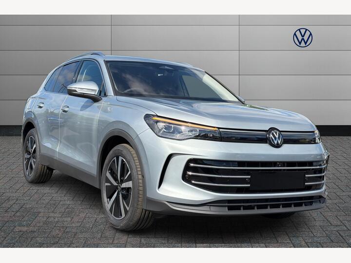 Volkswagen Tiguan 1.5 ETSI MHEV Elegance DSG Euro 6 (s/s) 5dr