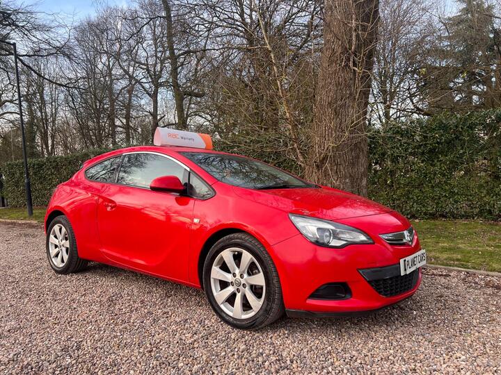 Vauxhall Astra GTC 1.7 CDTi EcoFLEX 109g Sport Euro 5 (s/s) 3dr Vauxhall Astra GTC 1.7 CDTi EcoFLEX 109g Sport Euro 5 (s/s) 3dr