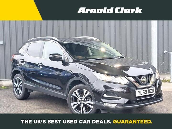 Nissan Qashqai 1.3 DIG-T N-Connecta Euro 6 (s/s) 5dr