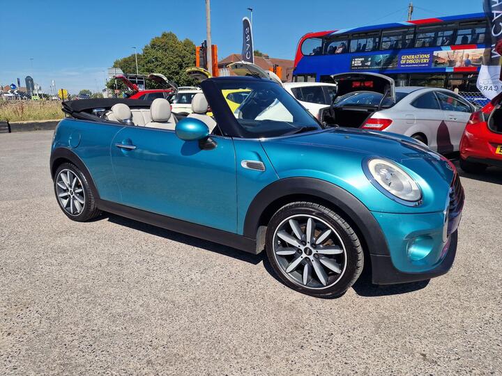 MINI Convertible 1.5 Cooper Euro 6 (s/s) 2dr