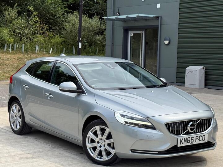Volvo V40 2.0 D2 Inscription Euro 6 (s/s) 5dr
