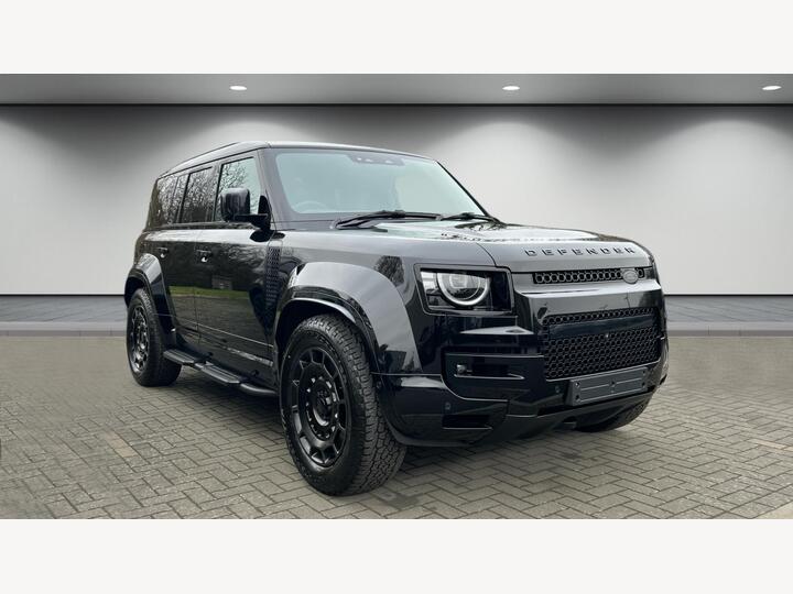 Land Rover Defender 110 4.4 P635 V8 MHEV OCTA Black Auto 4WD Euro 6 (s/s) 5dr