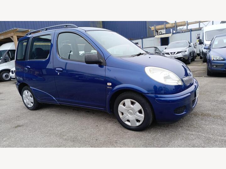 Toyota Yaris Verso 1.3 VVT-i T3 5dr Toyota Yaris Verso 1.3 VVT-i T3 5dr