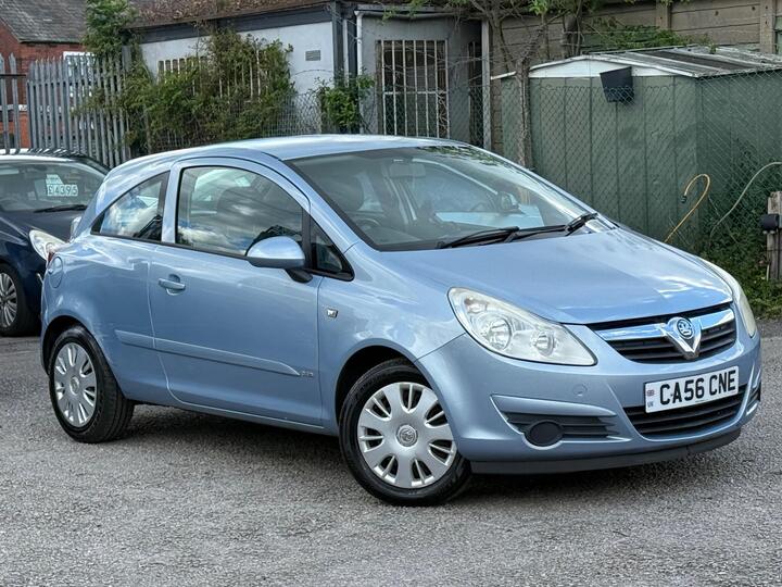 Vauxhall Corsa 1.4i 16v Club 3dr Vauxhall Corsa 1.4i 16v Club 3dr