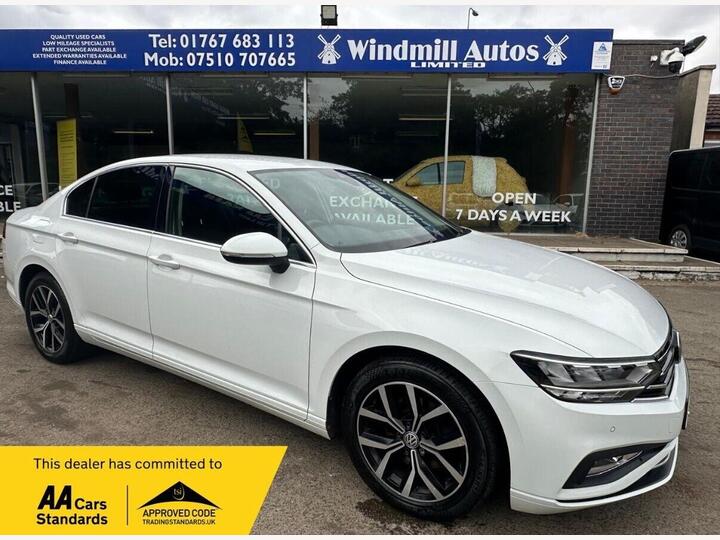 Volkswagen PASSAT 1.5 TSI EVO SEL Euro 6 (s/s) 4dr