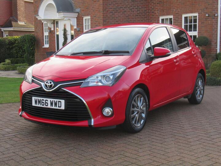 Toyota Yaris 1.0 VVT-i Icon Euro 6 5dr