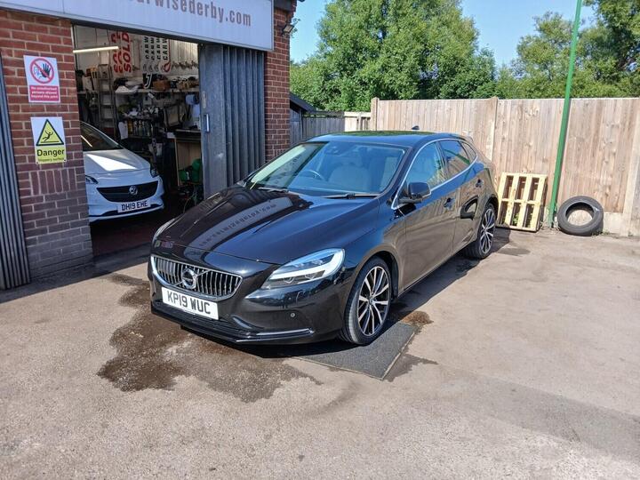 Volvo V40 2.0 D3 Inscription Edition Auto Euro 6 (s/s) 5dr