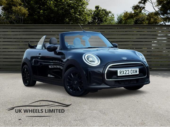 MINI Convertible 1.5 Cooper Classic Steptronic Euro 6 (s/s) 2dr