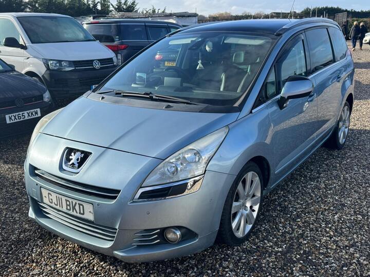 Peugeot 5008 2.0 HDi Exclusive Euro 5 5dr Peugeot 5008 2.0 HDi Exclusive Euro 5 5dr