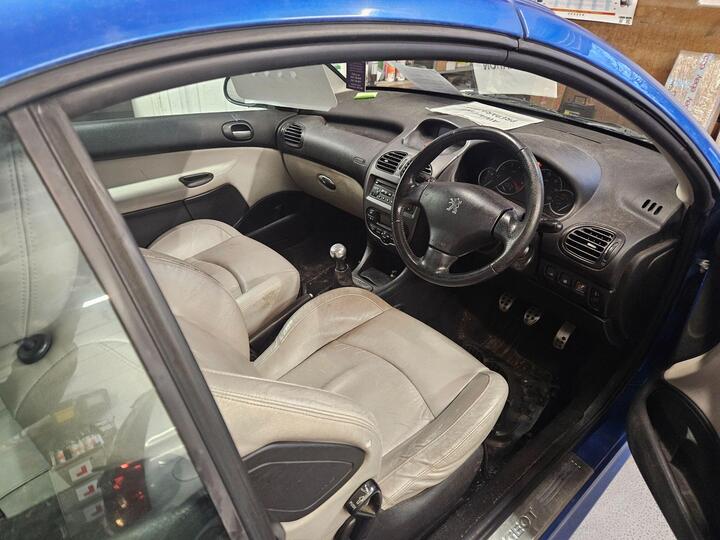 Peugeot 206 CC 1.6 16v Allure 2dr