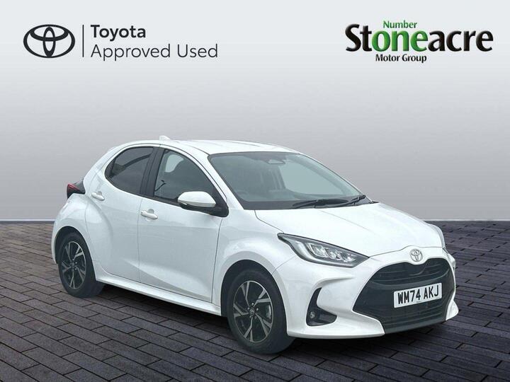 Toyota Yaris 1.5 VVT-h Design E-CVT Euro 6 (s/s) 5dr