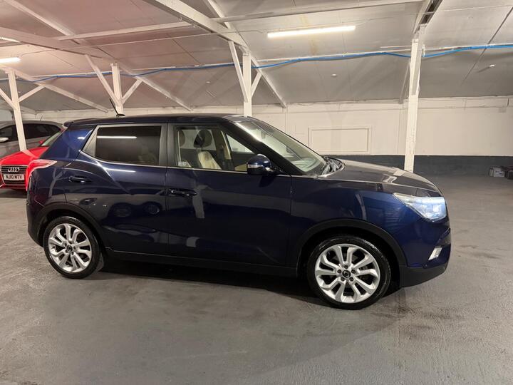 SsangYong Tivoli 1.6 E-XGi ELX Euro 6 (s/s) 5dr SsangYong Tivoli 1.6 E-XGi ELX Euro 6 (s/s) 5dr