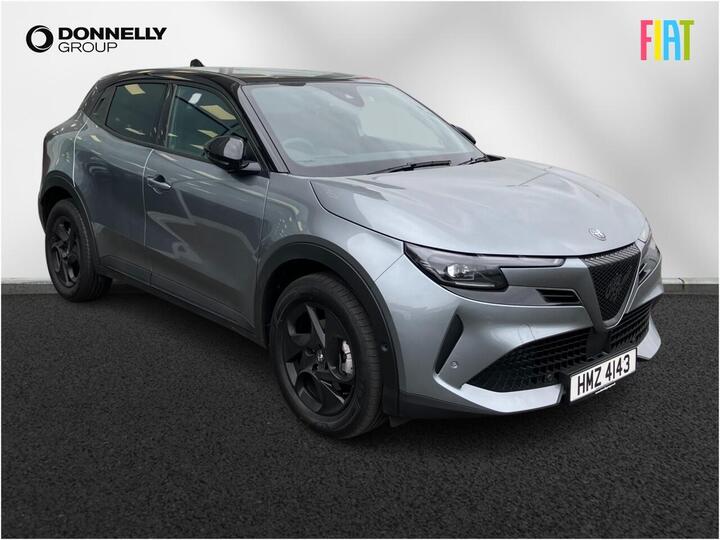 Alfa Romeo Junior 1.2 MHEV Ibrida E-DCT Euro 6 (s/s) 5dr